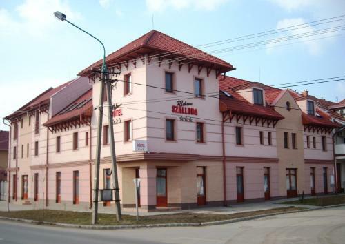 Hotel Malom Panzi�