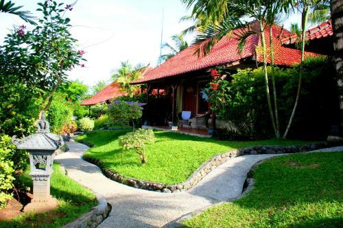 Hotel Puri Dajuma Beach Eco-resort & Spa