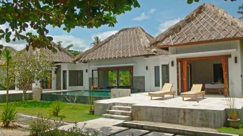 Villa Star Sand Beach Resort