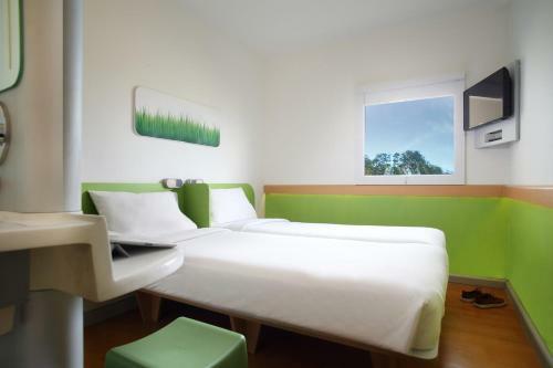 Hotel Ibis Budget Surabaya Airport