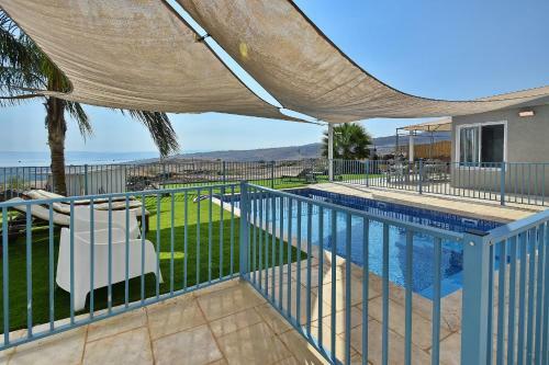 Villa Shmulik's Resort