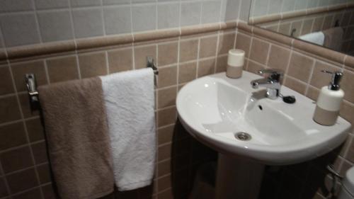 Hotel Hostal San Roc