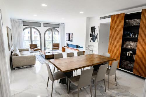 Apartamento Haneviim Court Residence