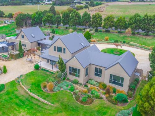 Luxury Waterfront Family Home-tasmania (i)-l'abode