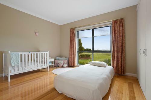 Luxury Waterfront Family Home-tasmania (i)-l'abode