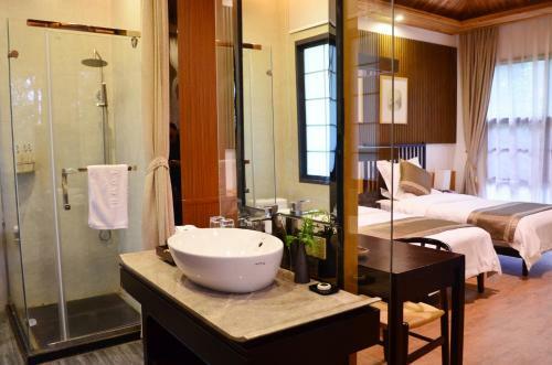 Hostal Chan Town