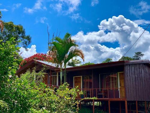 Hotel Palenque Tarrazu