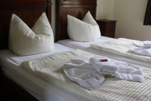 Hotel Schloss Grochwitz (garni)