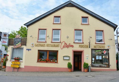 Posada Gasthaus Metzgerei Pension Ma�em