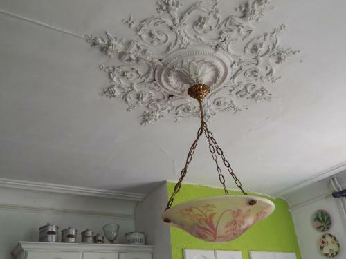 Hostal Maison Brocant'elle