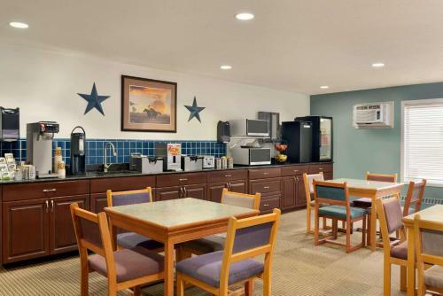 Hotel Sundowner Inn