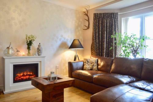 Apartamento 3 Bedroom House With Parking Sleeps 5