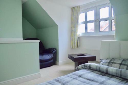 Apartamento 3 Bedroom House With Parking Sleeps 5