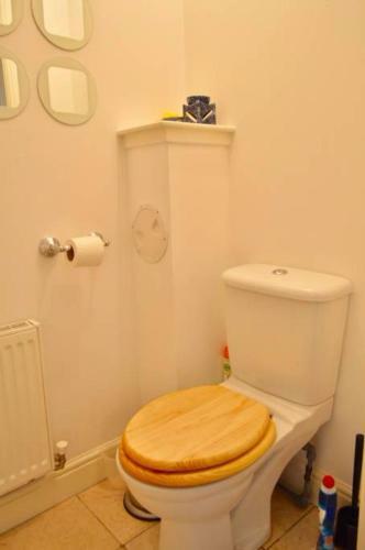 Apartamento 3 Bedroom House With Parking Sleeps 5