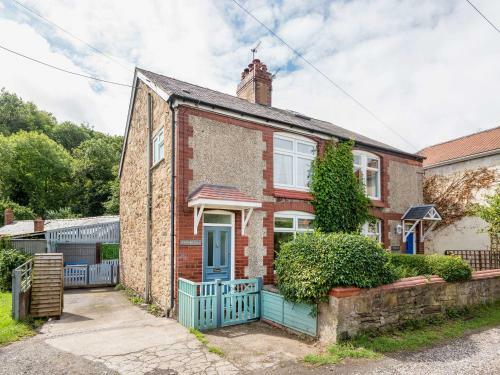 Ffestiniog Villa, Holywell