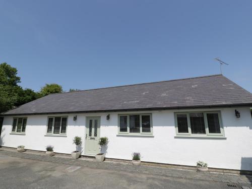 Orchard Cottage, Holywell