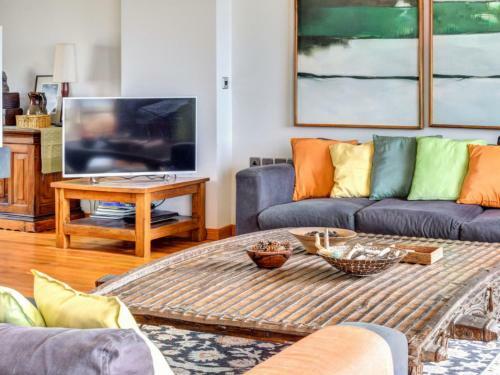 Holiday Home Tully Hip