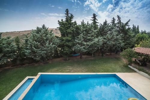Villa Corina Near The Airport
