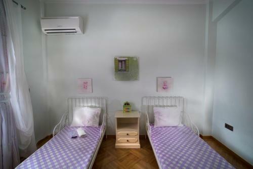 Villa Corina Near The Airport