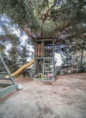 Villa Corina Near The Airport