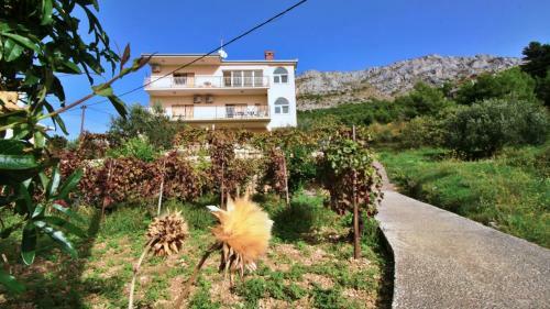Apartment Nemira