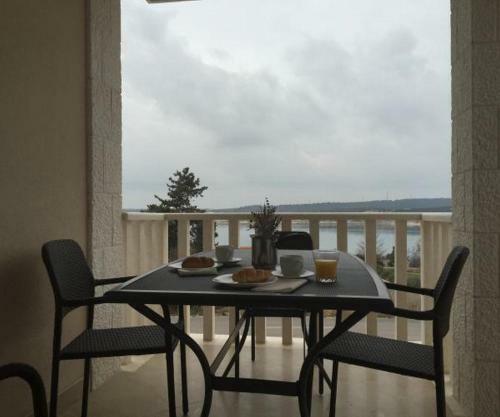 Apartments Caska IV