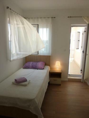 Apartments Caska IV