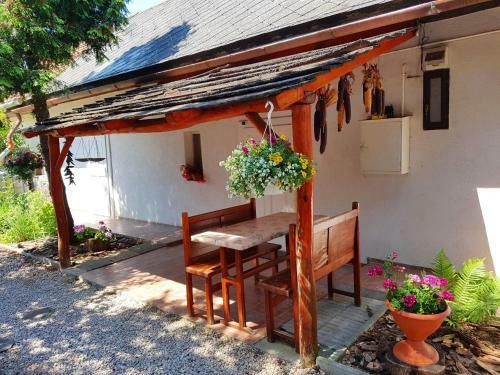 Hostal K�ti Vend�gh�z