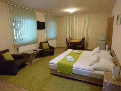 Hostal Rivi�ra Vend�gh�z