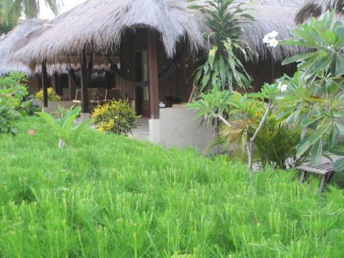 Hostal Selong Belanak Bungalows