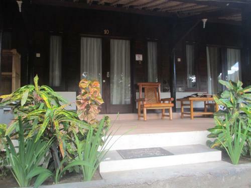 Hostal Selong Belanak Bungalows
