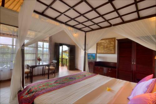 Cempaka Belimbing Villa