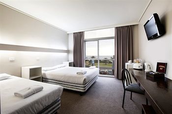 Sandringham Hotel