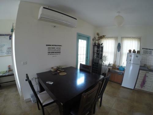 Hostal Freedom Guesthouse
