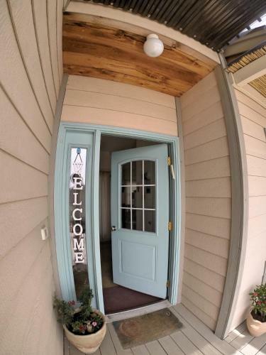 Hostal Freedom Guesthouse