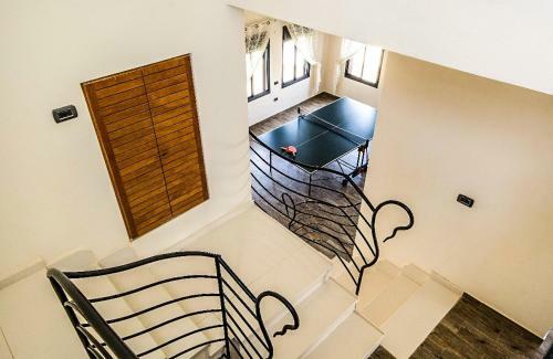 Emily's Penthouse-view Of Galilee&golan Mountains