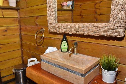 Lodge Out Of Africa Resort