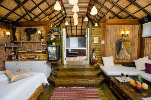 Lodge Out Of Africa Resort