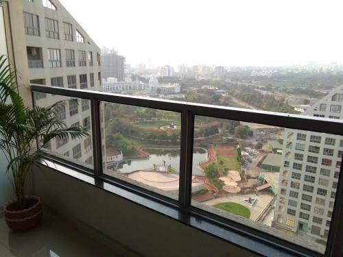 Hostal 3bhk Pure Veg Apartment In Amanora