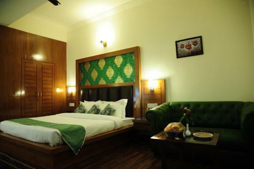 Hotel Grand Sharan
