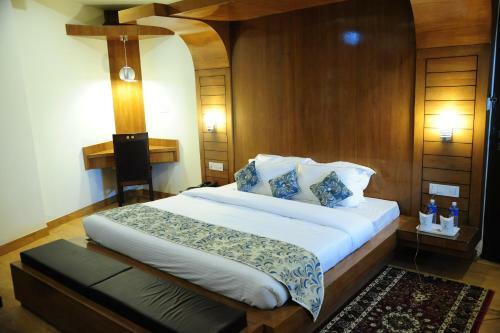 Hotel Grand Sharan