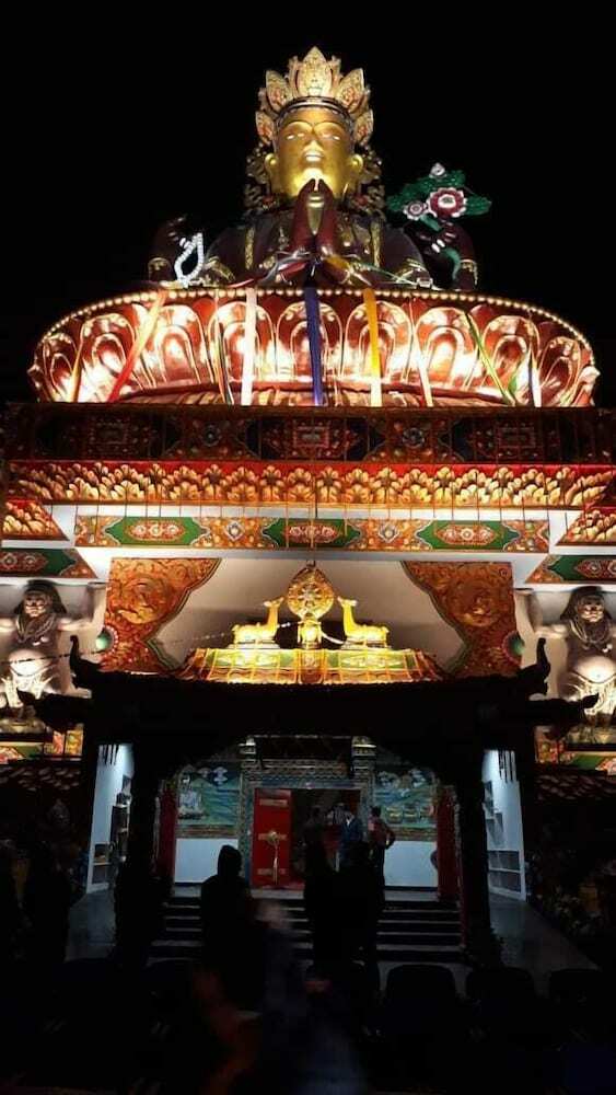 Hotel Treebo Trip Pine Crest