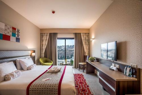 Hotel Ramada Olivie Nazareth