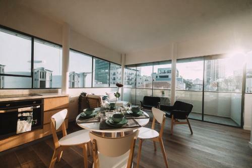 Nachlat Binyamin Bauhaus Luxury Apartments