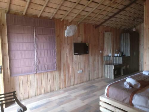Hotel Nainital Adventure Park & Resort