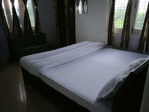 Hotel Nainital Adventure Park & Resort