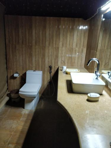 Hotel Golden Dune Camp