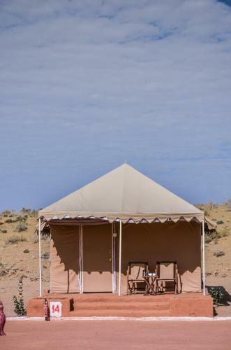 Hotel Golden Dune Camp