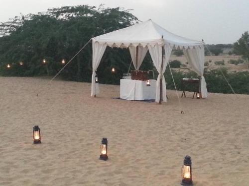 Hotel Golden Dune Camp