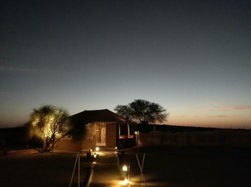 Hotel Golden Dune Camp